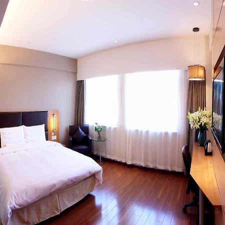 Motel Shijiazhuang East Zhongshan Road Taylor Centre Шъдзяджуан Екстериор снимка